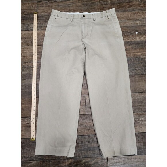 Eddie Bauer Wrinkle Free Relaxed Fit Flat Front Chino Pant Size 38x30 Khaki - Picture 1 of 8